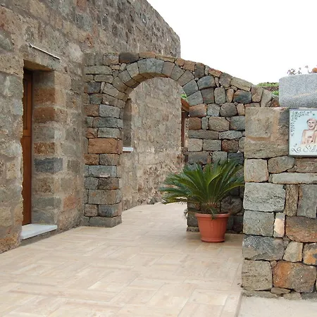 La Stele Di Rekale Scauri (Sicily)