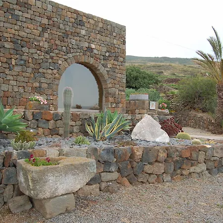 La Stele Di Rekale Country house *
